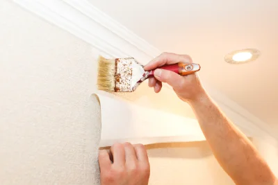 Pose de papier peint à Pencran — revêtements muraux et toiles de verre